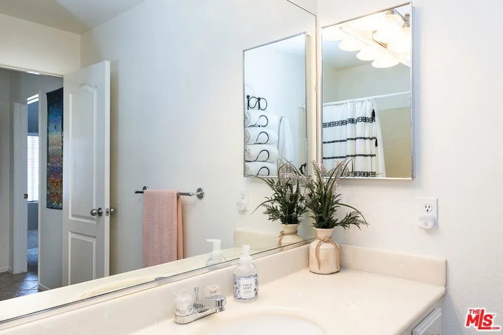 630 Kingswood Lane #A Simi Valley, CA 93065