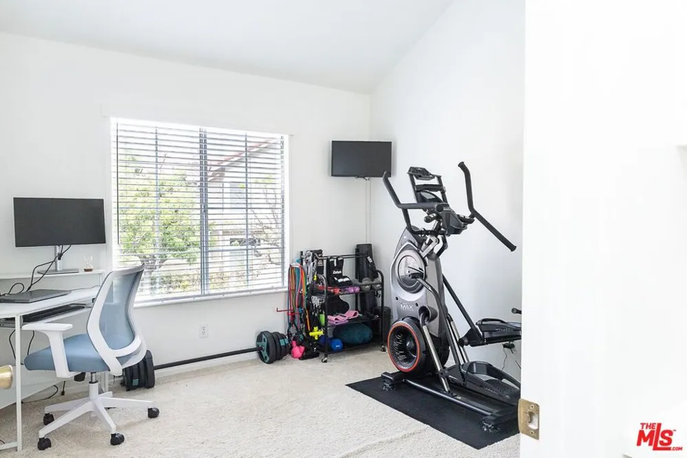 630 Kingswood Lane #A Simi Valley, CA 93065