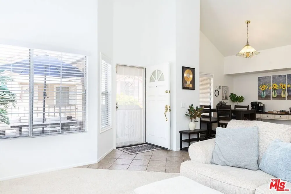 630 Kingswood Lane #A Simi Valley, CA 93065