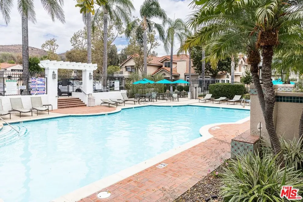 630 Kingswood Lane #A Simi Valley, CA 93065