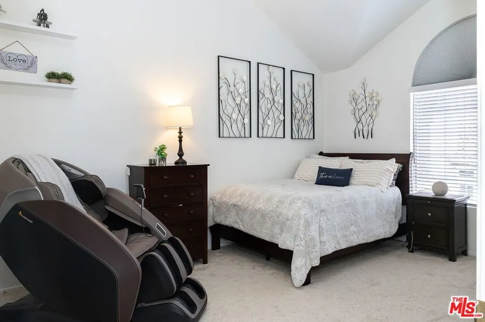 630 Kingswood Lane #A Simi Valley, CA 93065