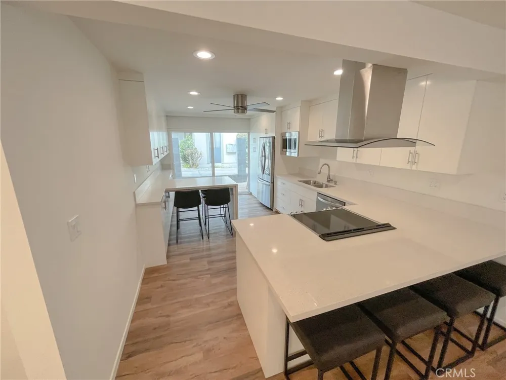 2118 Carnegie Redondo Beach, CA 90278