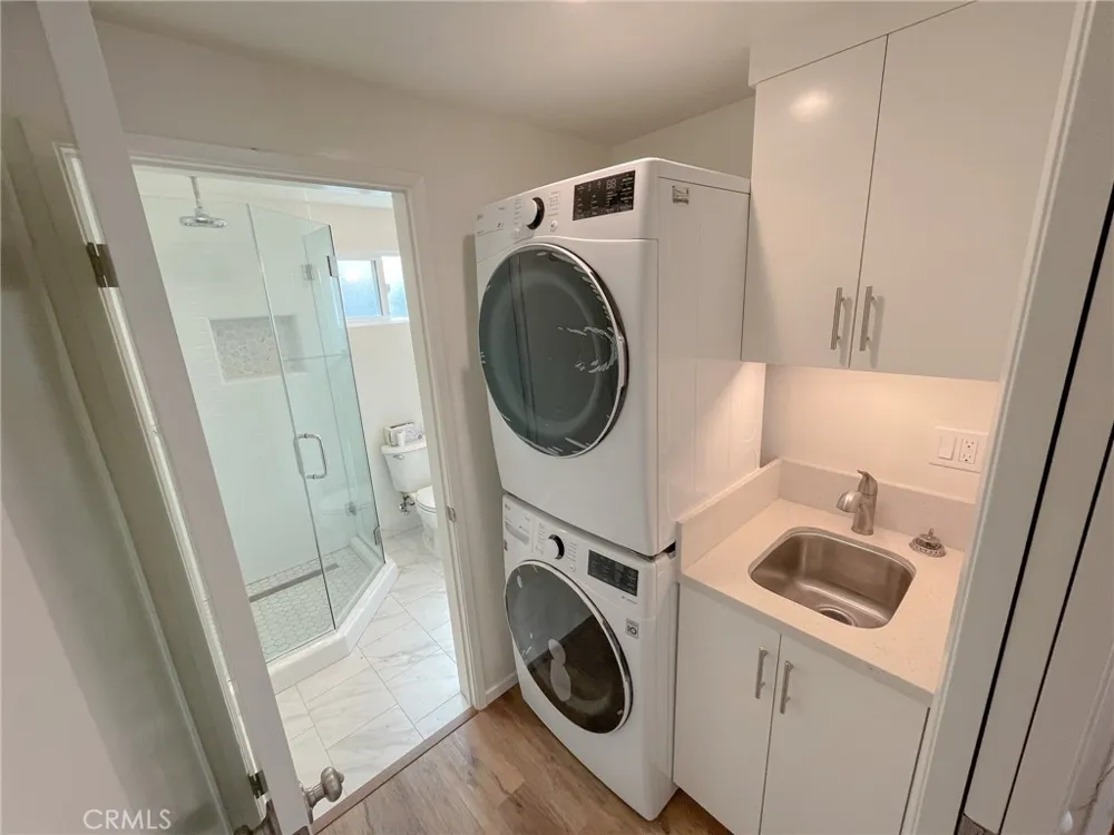 2118 Carnegie Redondo Beach, CA 90278