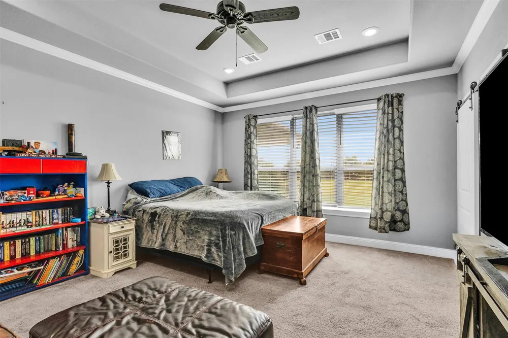 9123 Scarborough Drive Iola, TX 77861