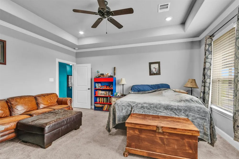 9123 Scarborough Drive Iola, TX 77861