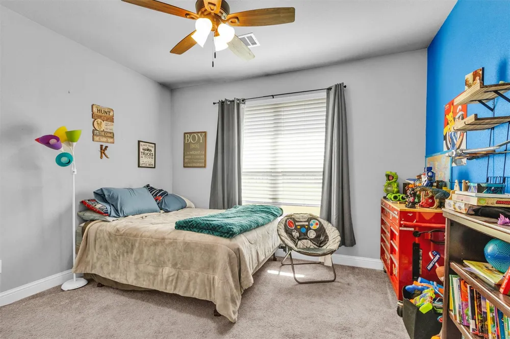 9123 Scarborough Drive Iola, TX 77861