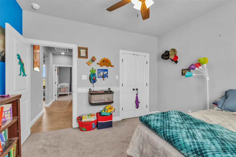 9123 Scarborough Drive Iola, TX 77861