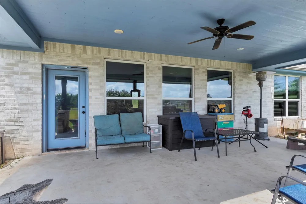 9123 Scarborough Drive Iola, TX 77861