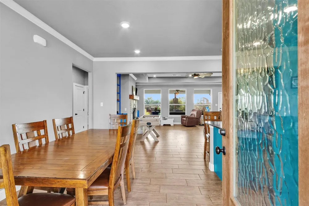 9123 Scarborough Drive Iola, TX 77861
