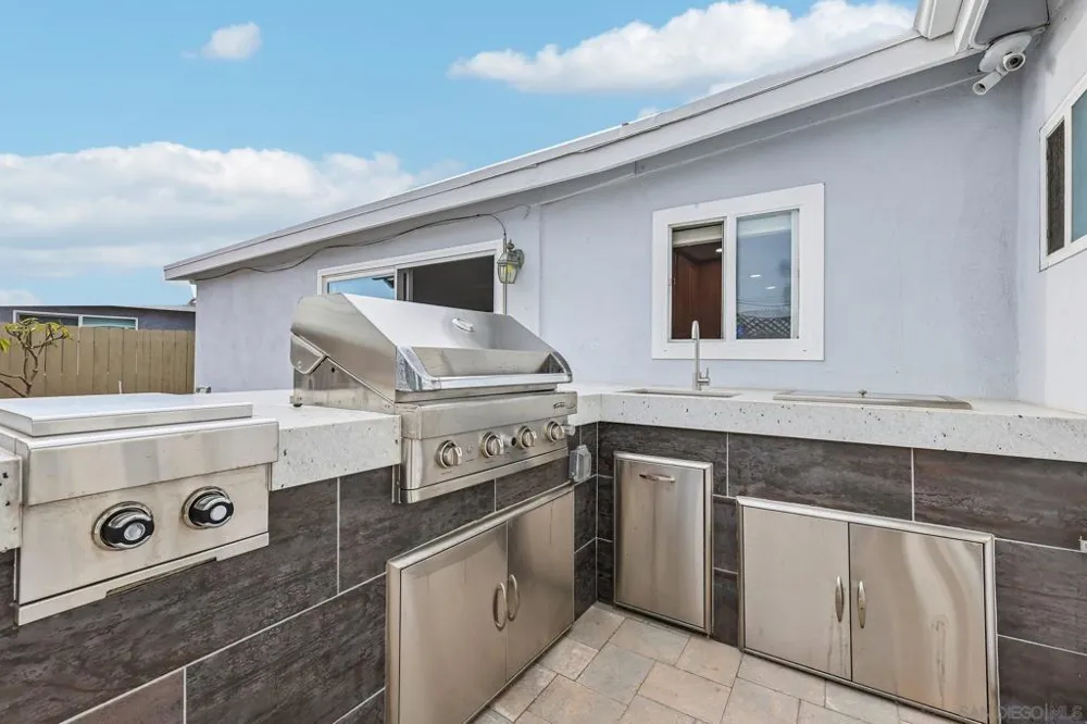 857 Holly Ave Imperial Beach, CA 91932