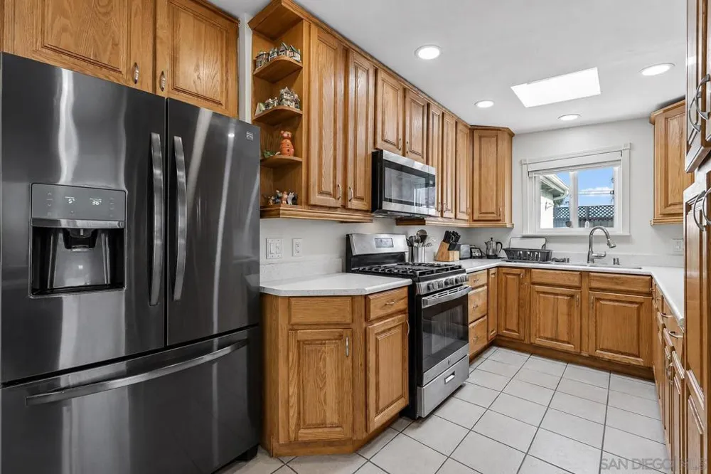 857 Holly Ave Imperial Beach, CA 91932
