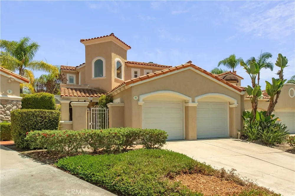 9 Avenida Daroca Coto de Caza, CA 92679