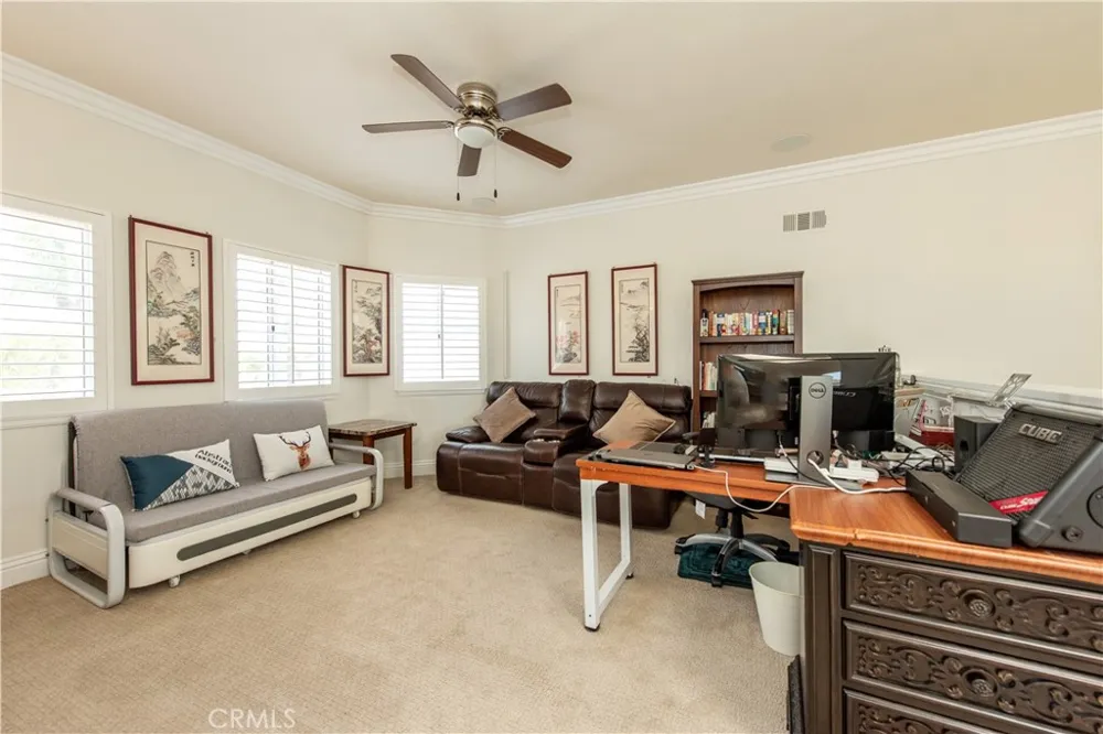 9 Avenida Daroca Coto de Caza, CA 92679