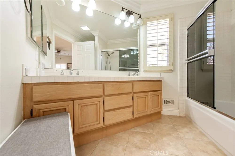 9 Avenida Daroca Coto de Caza, CA 92679