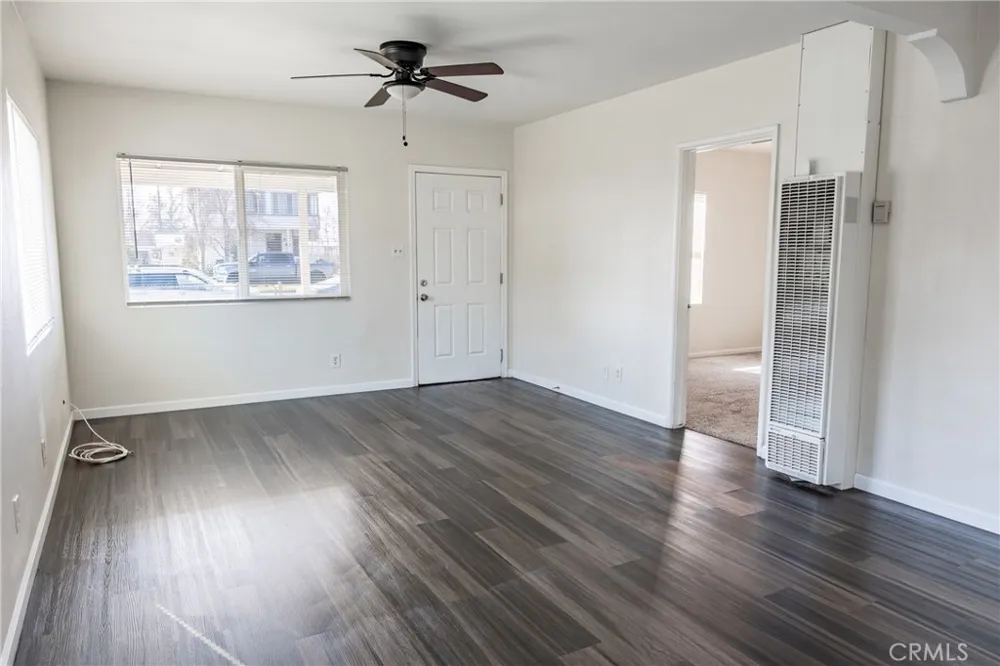 1102 E 18th Street Bakersfield, CA 93305