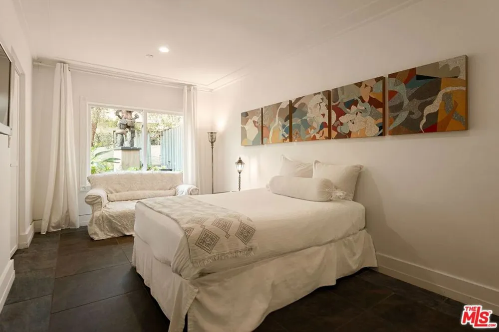 7770 Firenze Avenue Los Angeles, CA 90046