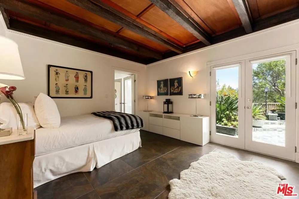 7770 Firenze Avenue Los Angeles, CA 90046