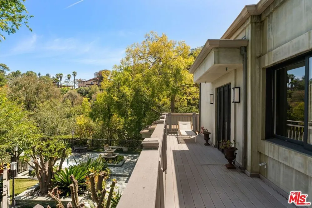 7770 Firenze Avenue Los Angeles, CA 90046
