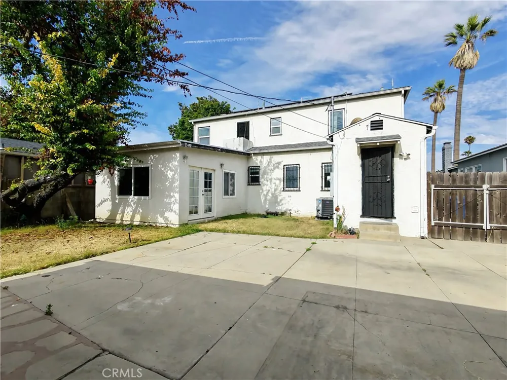 3907 Edgehill Drive Leimert Park, CA 90008
