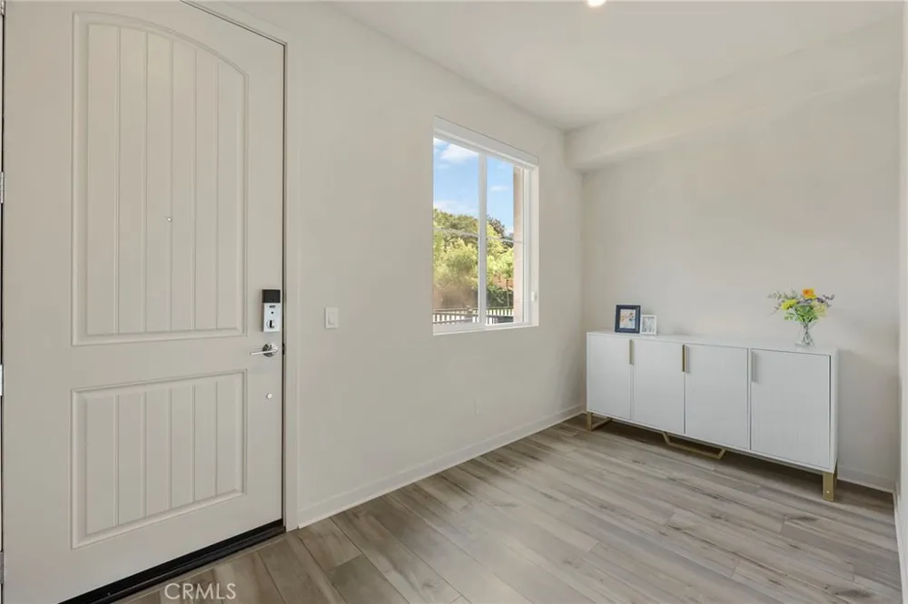 1112 Cardinal Way Covina, CA 91722