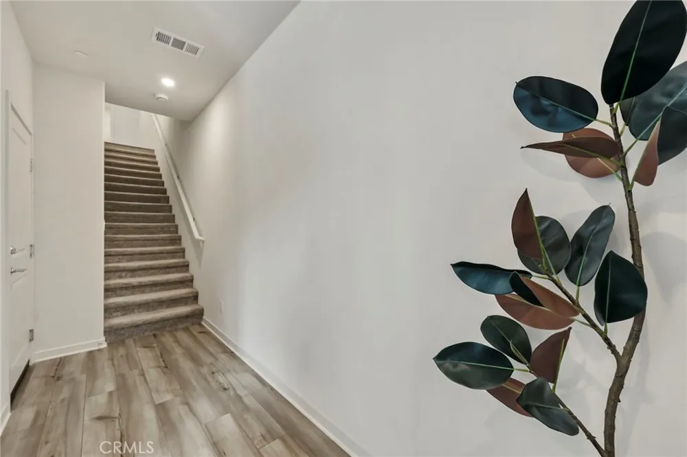 1112 Cardinal Way Covina, CA 91722