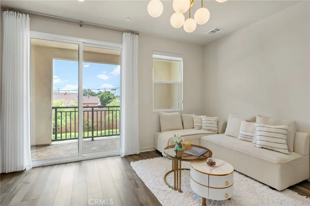 1112 Cardinal Way Covina, CA 91722