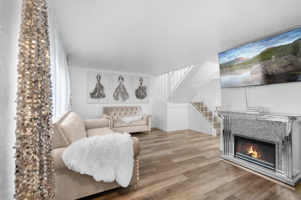 3075 Iris Avenue #B San Ysidro, CA 92173
