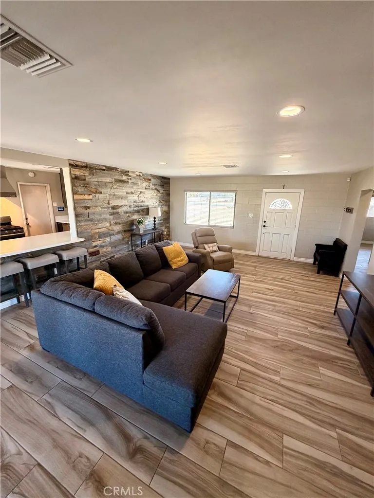 58282 Pueblo Yucca Valley, CA 92284