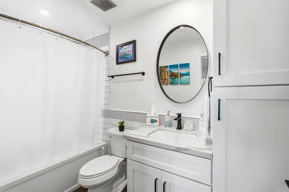 514 Avalon Drive Vista, CA 92084