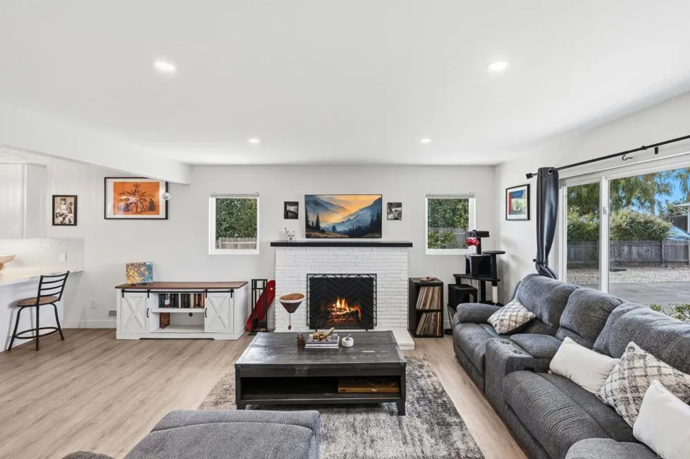 514 Avalon Drive Vista, CA 92084