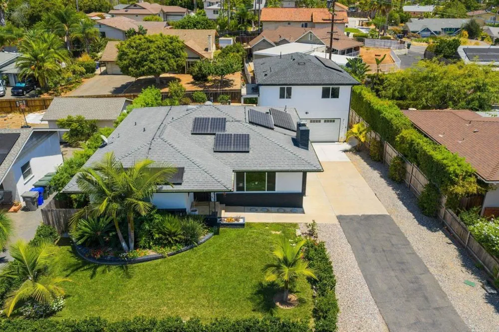514 Avalon Drive Vista, CA 92084