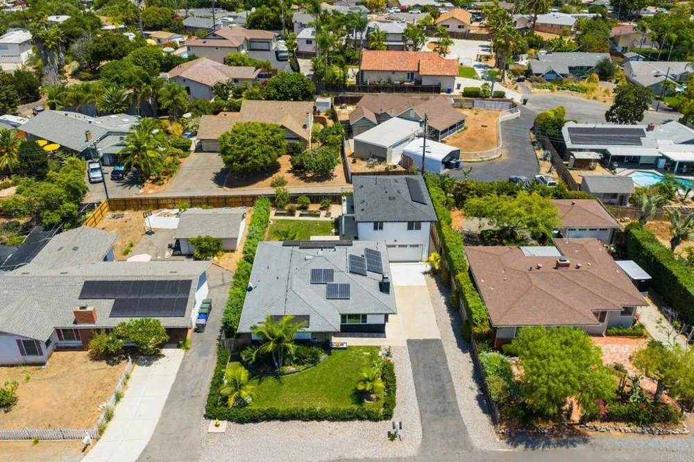 514 Avalon Drive Vista, CA 92084
