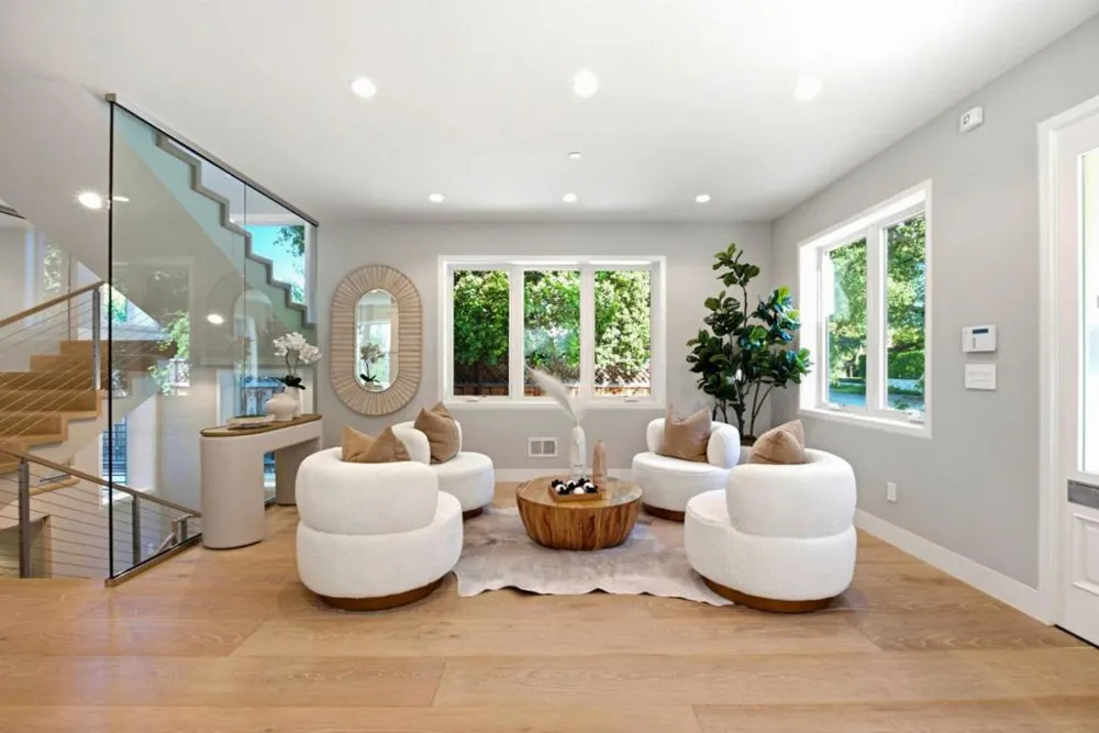 1730 Webster Street Palo Alto, CA 94301