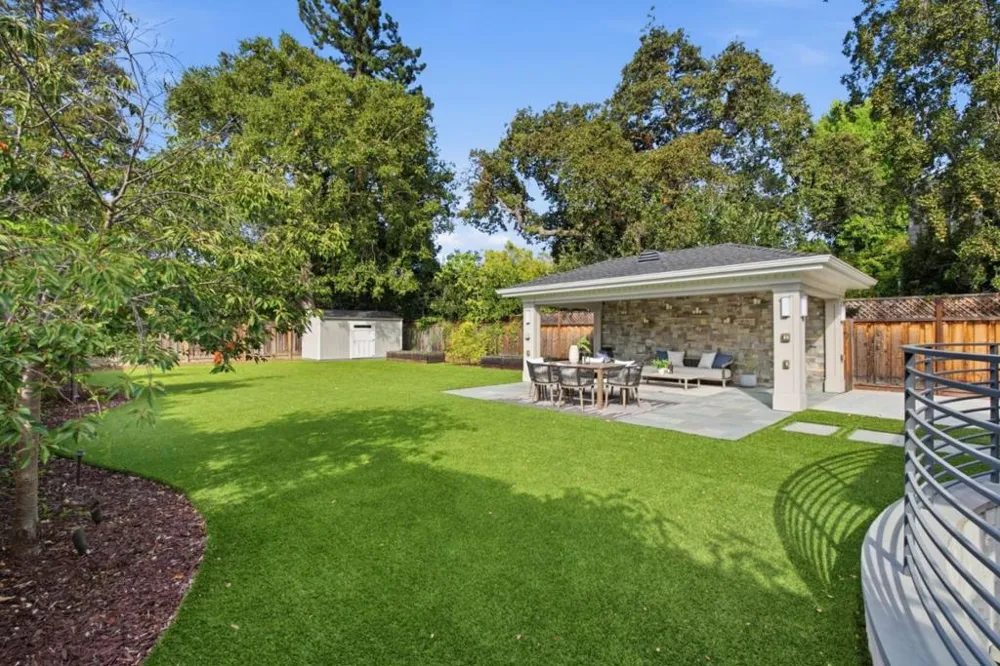 1730 Webster Street Palo Alto, CA 94301