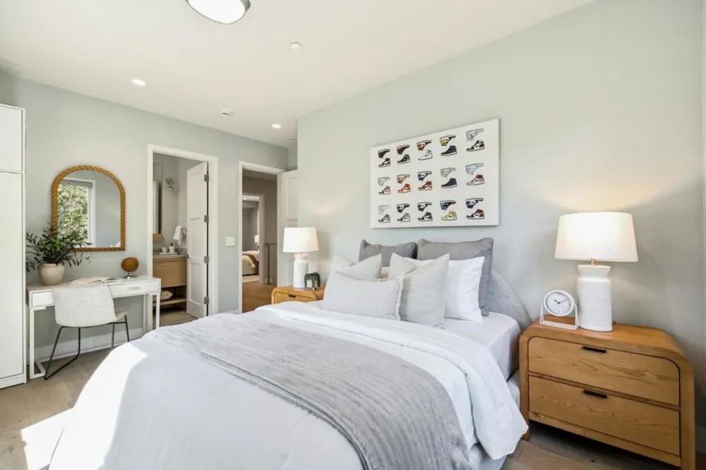 1730 Webster Street Palo Alto, CA 94301