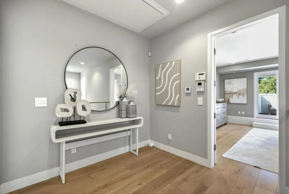 1730 Webster Street Palo Alto, CA 94301