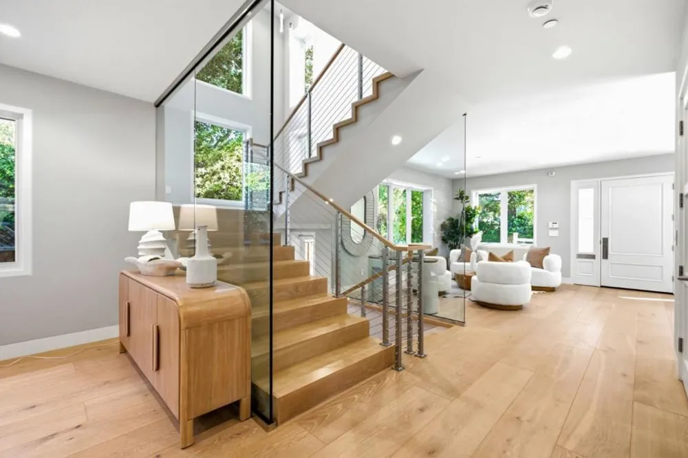 1730 Webster Street Palo Alto, CA 94301