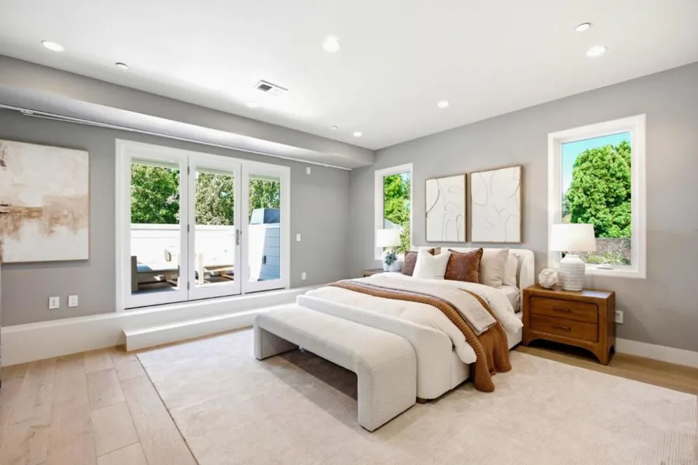 1730 Webster Street Palo Alto, CA 94301