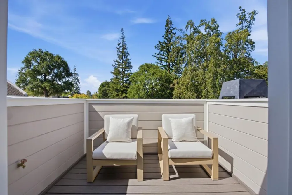 1730 Webster Street Palo Alto, CA 94301