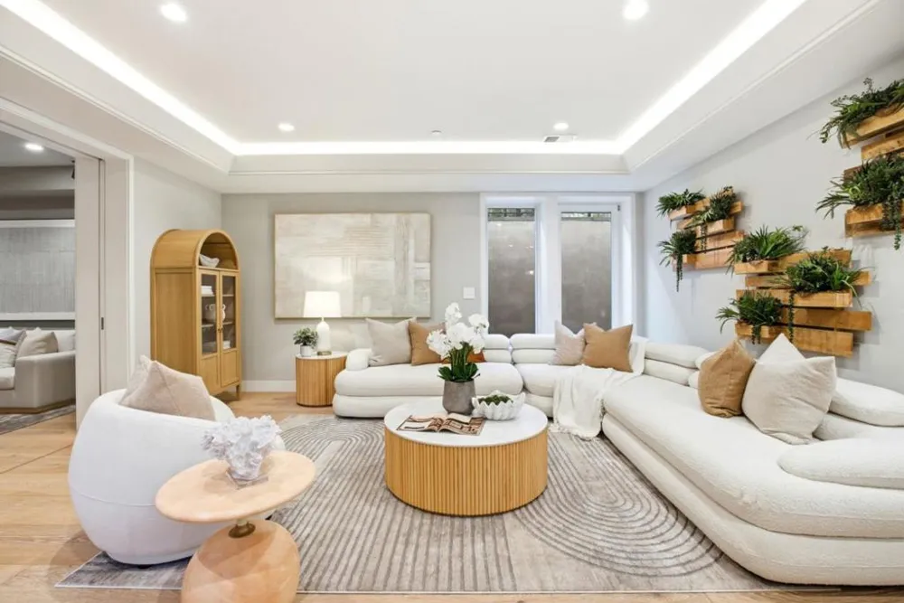 1730 Webster Street Palo Alto, CA 94301