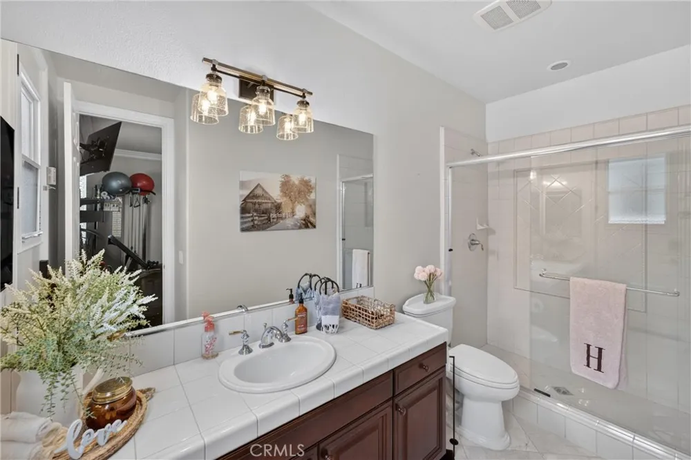 19907 Trotter Yorba Linda, CA 92886