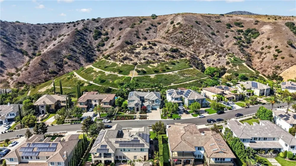 19907 Trotter Yorba Linda, CA 92886