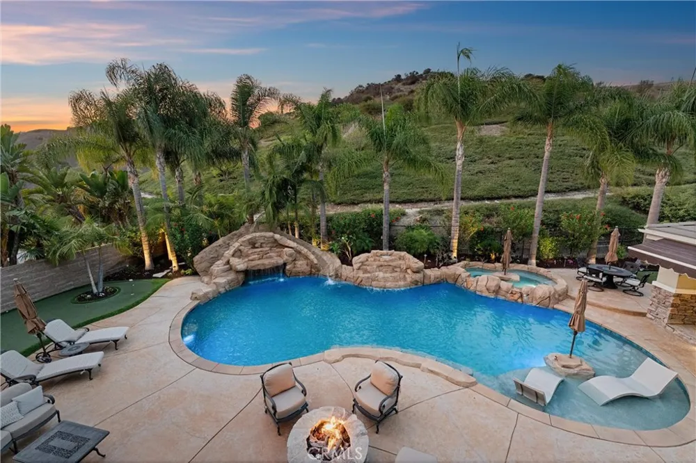 19907 Trotter Yorba Linda, CA 92886