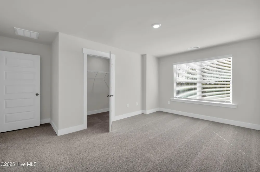123 S Grassland Road Surf City, NC 28445