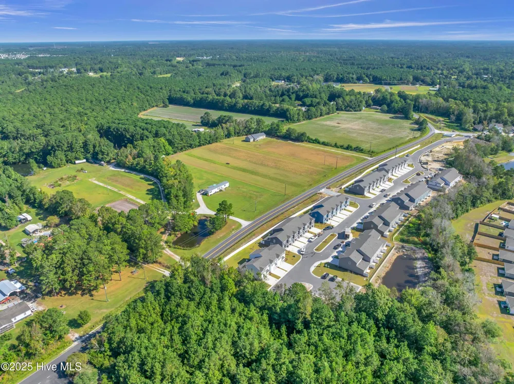 123 S Grassland Road Surf City, NC 28445