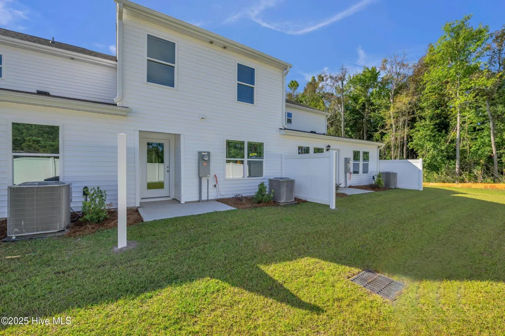 123 S Grassland Road Surf City, NC 28445