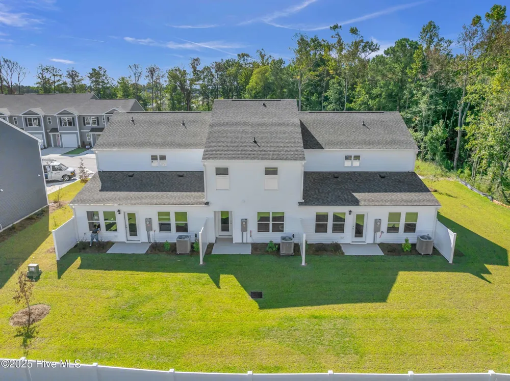 123 S Grassland Road Surf City, NC 28445