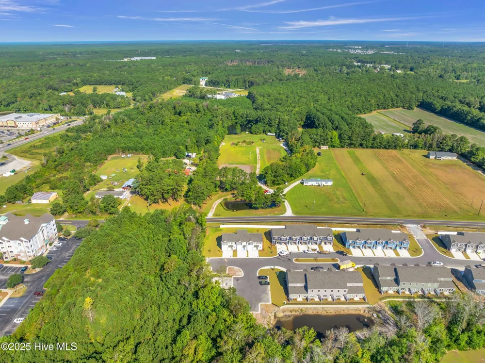 123 S Grassland Road Surf City, NC 28445