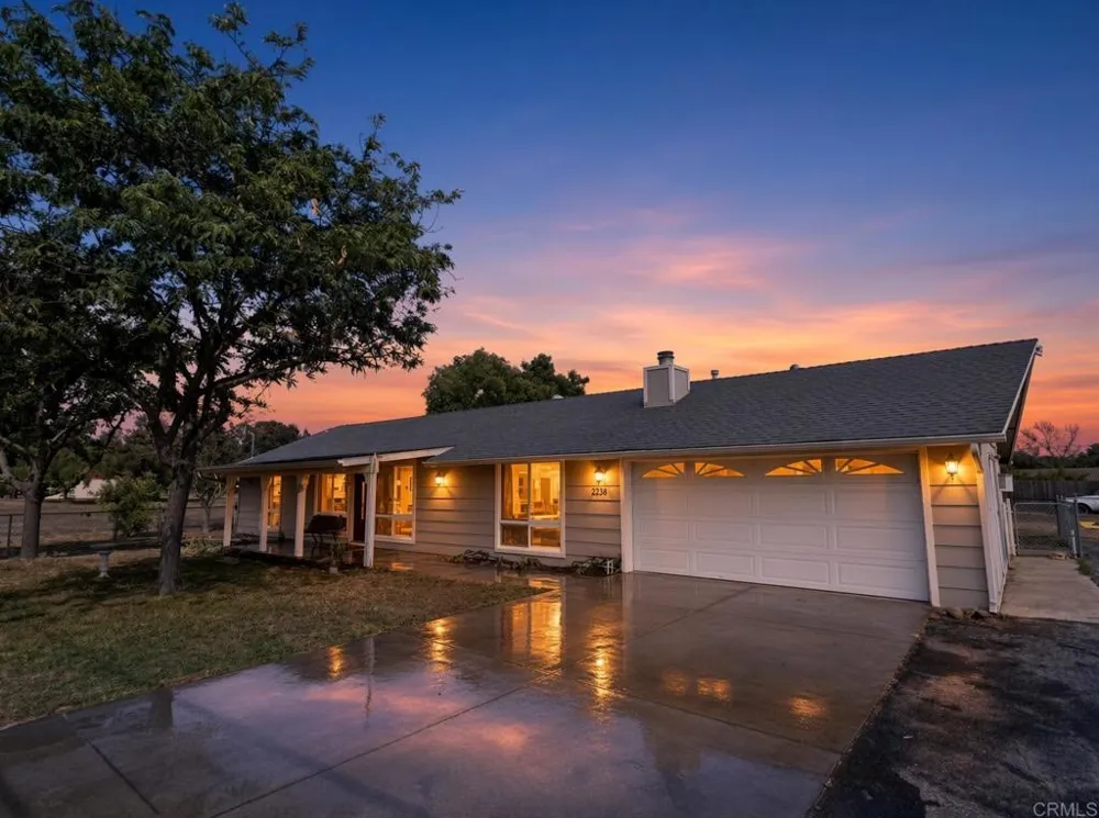 2238 Kelly Avenue Ramona, CA 92065