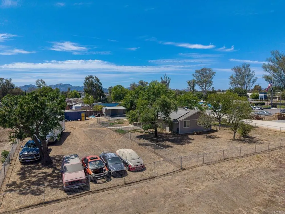 2238 Kelly Avenue Ramona, CA 92065